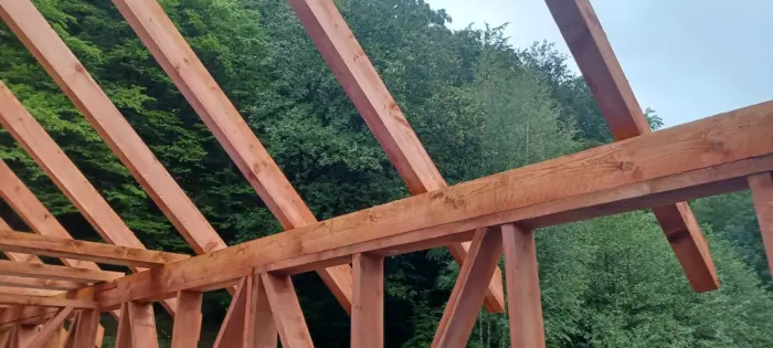Konštrukcia 1200 × 500 s galériou — fotografia 9