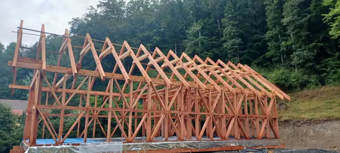 Konštrukcia 1200 × 500 s galériou — fotografia 16